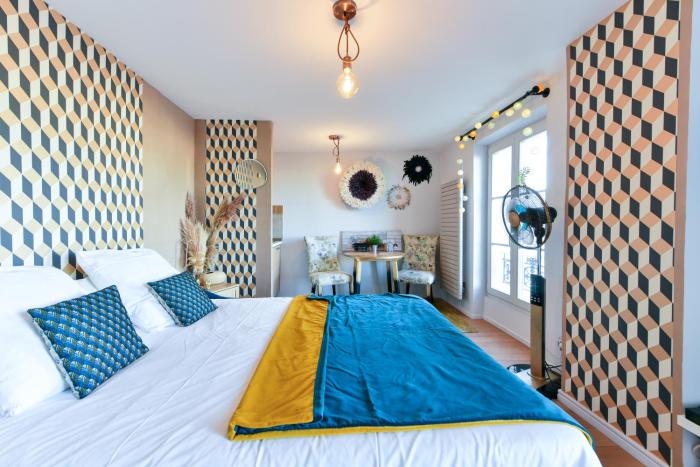 LILLUSIONISTE studio vue mer dans le Suquet