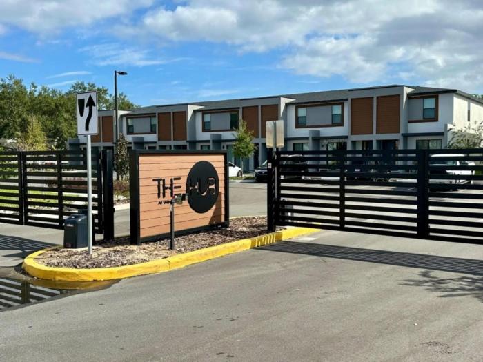 3 Bedrooms 3 Baths Hub Westside Reserve 3240Ed