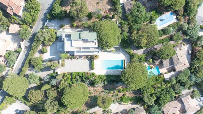 JAMES FCD94 - superb vintage design luxury villa with pool & St Maxime sea view
