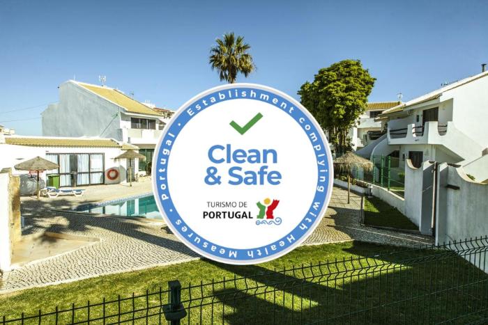 B20 - Sun and Pool Apartment