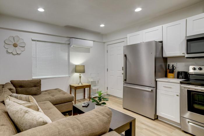 10 Mi to Riverside! Apt Near RUHS Medical Center