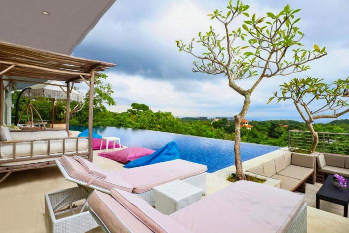 Ayaka Elegant 4BR Private Pool Villa ZN396