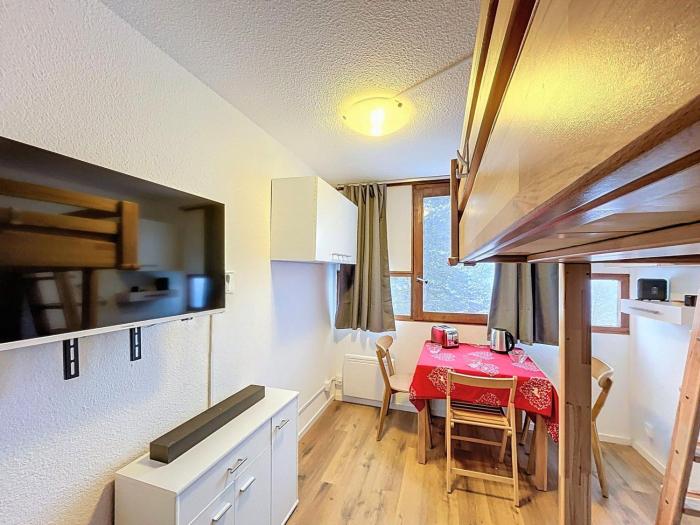 Studio fonctionnel avec Wi-Fi, accès direct pistes - FR-1-267-328