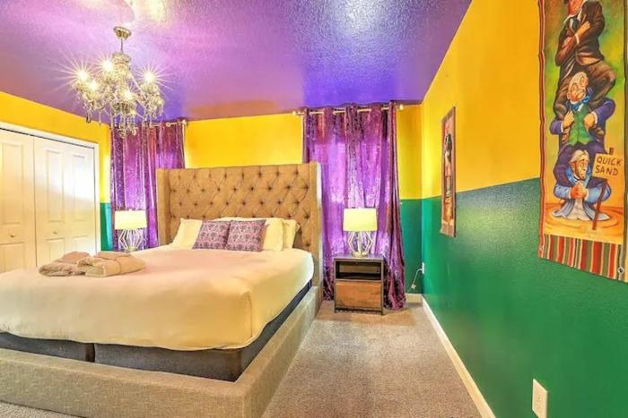 Lets Glo Now Adventure Cove Villa townhouse