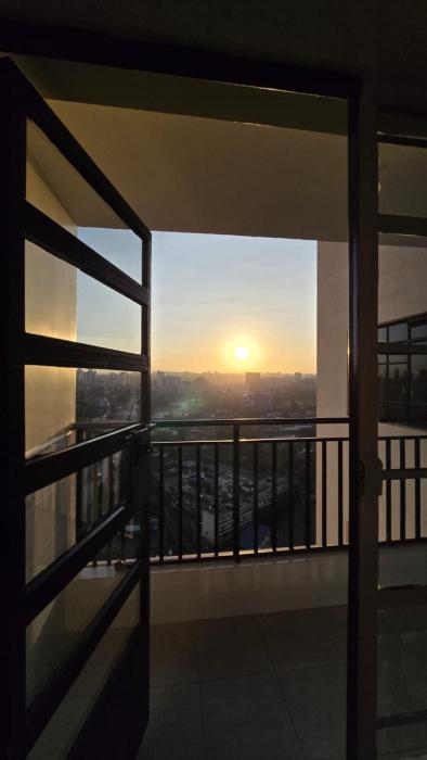 A fully furnished studio apartment, 5 minutes from Nairobi CBD