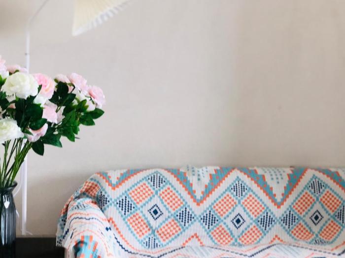 Hub Metro in makati 100west 1br with balcony