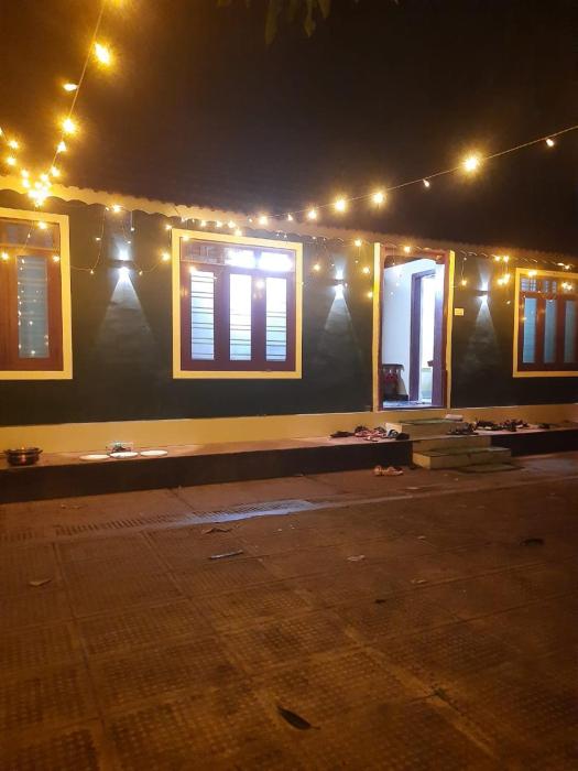 Edwin and Edrin Service Villa