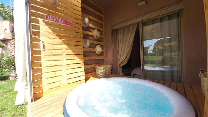 2 bedroom apartment with Jacuzzi in Marrakesh