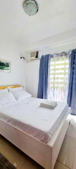 VIV Lot8 Condo Daily Staycation in Cebu City