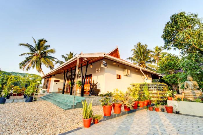 Breeze and Grains Resort 3-BHK Villa with Verandah & Outdoor Patio