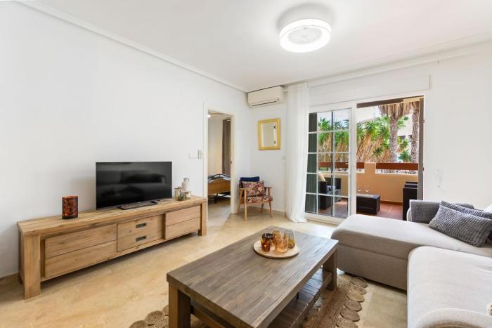 AMBAR by the Sea EGVT-1401-A