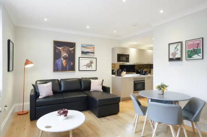 Stylish Flat in Piccadilly Circus & Soho - Zone 1