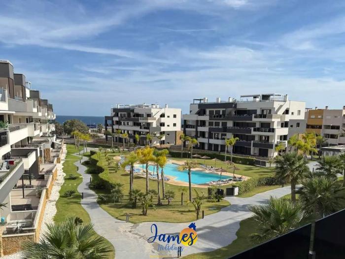 Stylish Coastal Retreat Pool Gym and Sauna PF8