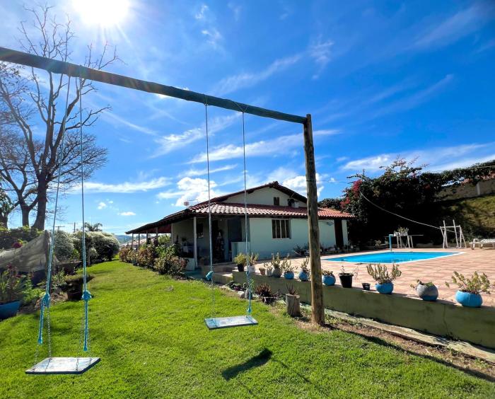 Chácara Aconchegante Vista Linda com Roupa de Cama