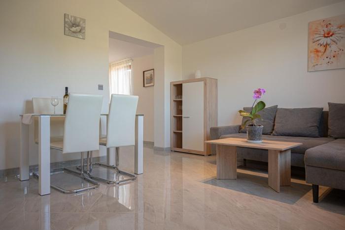 The Garden Suite App 2