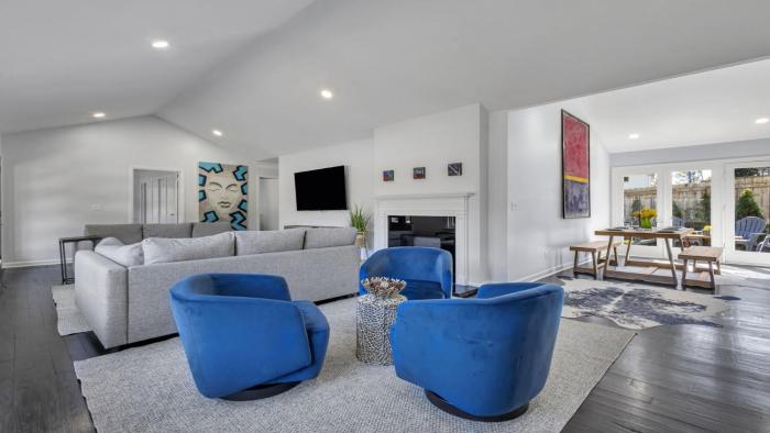 Modern Villa Retreat in Historic College Park