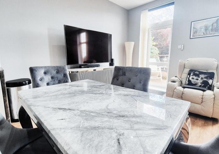 Stylish & Modern 2BR Flat nr Nottingham City Centre