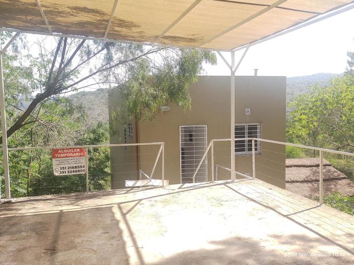 Cuesta Blanca dos dormitorios cochera