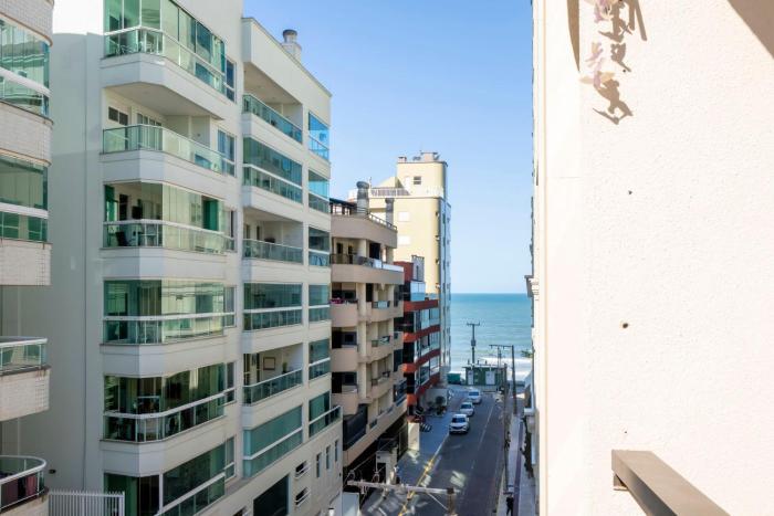 Amplo e aconchegante 100m da praia RA6386