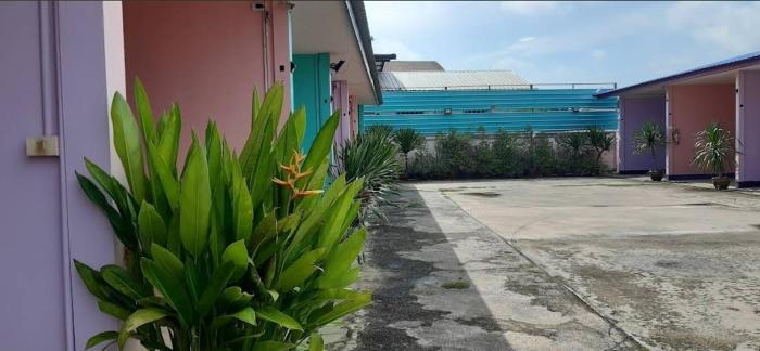 Saran Resort room 13