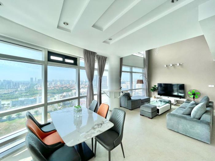 Duplex Victory Tower - El House