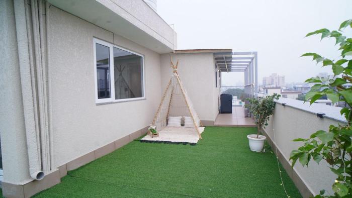 Central suites with Terrace by Luxury Heights
