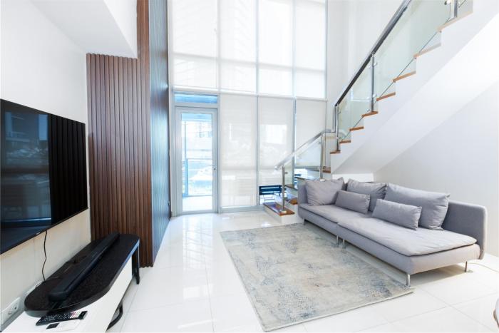 BGC Spacious 1BR Loft Uptown