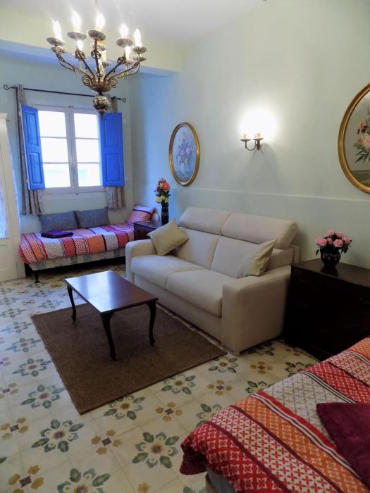 Cosy Family Holiday Flat Near the Sea