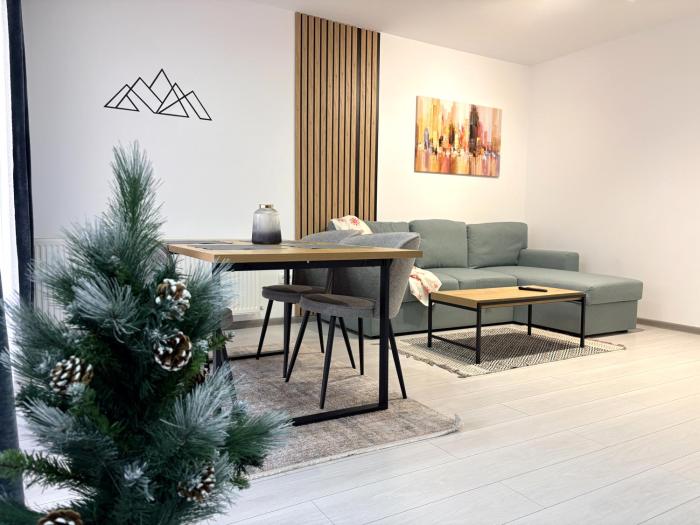 Sunny Mountain Brasov - private parking