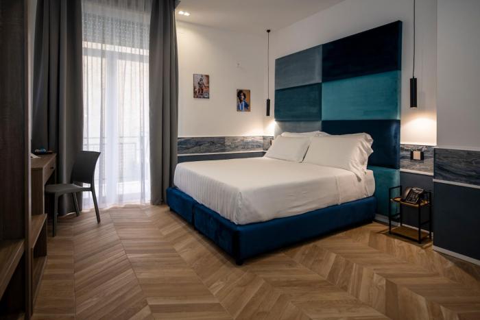 Hotiday Napoli Vittorio Emanuele