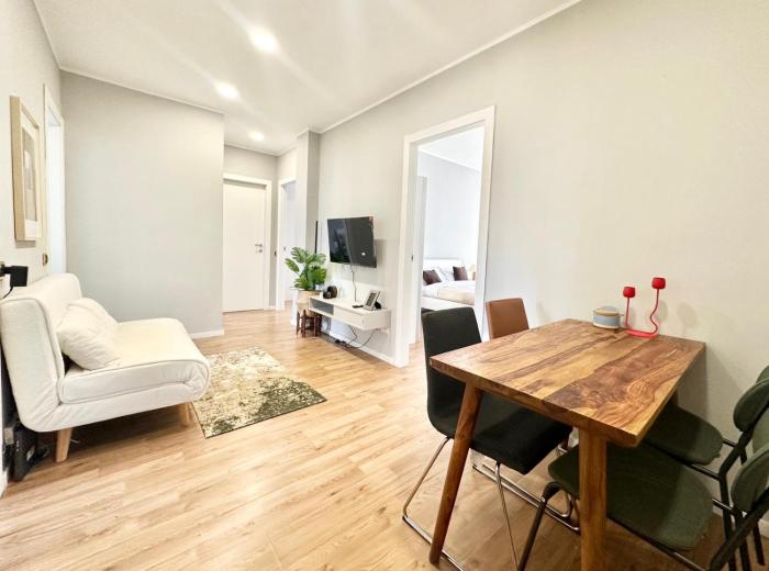 Milan Central Lumière Bloom