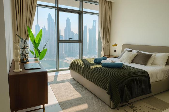 Marina Vista 2BR High Floor Sea View Emaar Beachfront