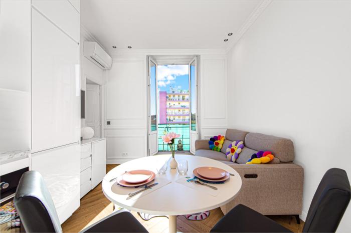 2P Central & Quiet in Cap d Ail