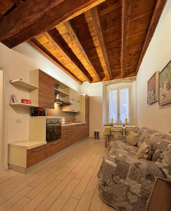 Lake Blue Nido Elegante in Centro, Lago Vicino