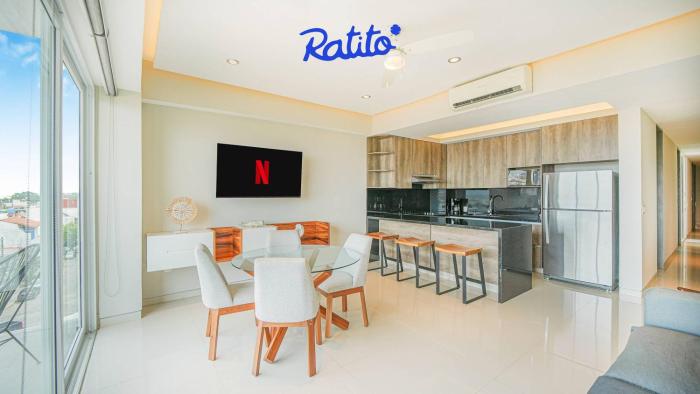 3B Torre KU 2BR Sofa OceanView Balcony PoolAccess