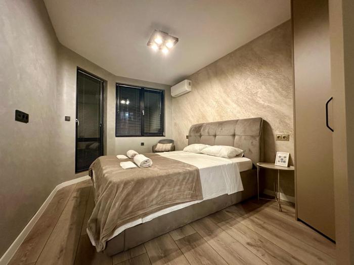 Casa Nova with Free Garage Parking