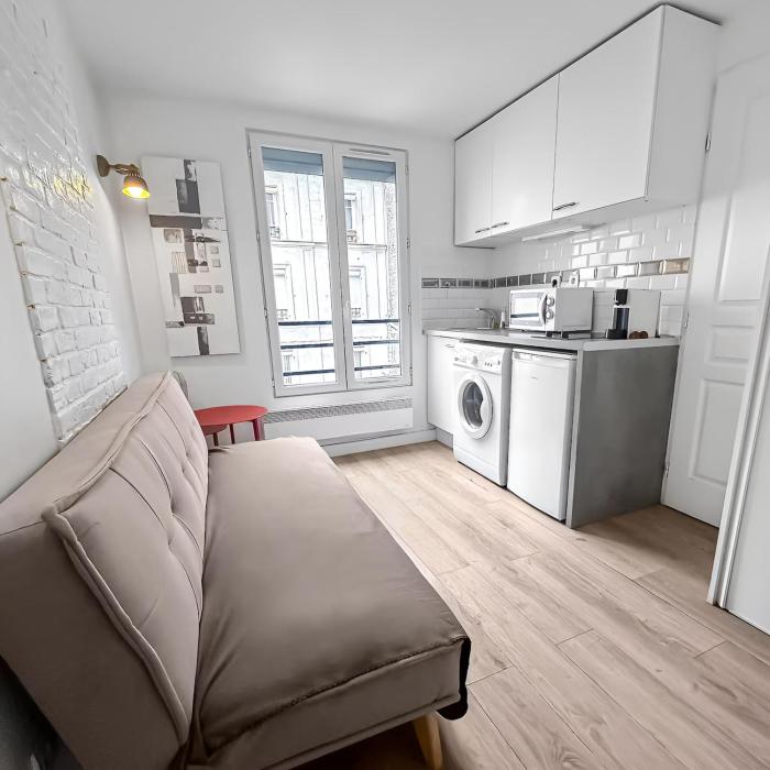 Tessier - LB - Parisian life for 2 pers