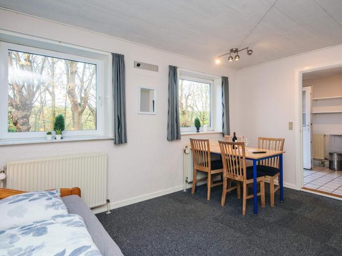 4 person holiday home in Højer