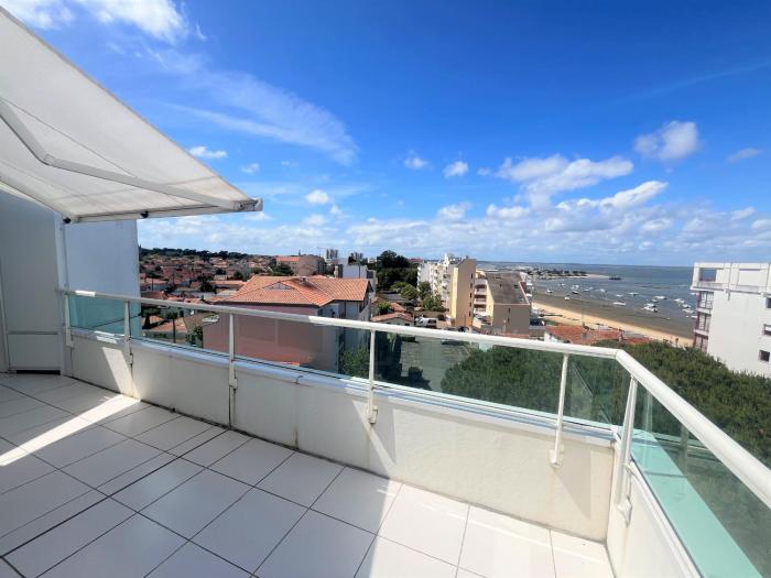 Appartement dernier étage avec terrasse et parking à Arcachon - FR-1-474-287