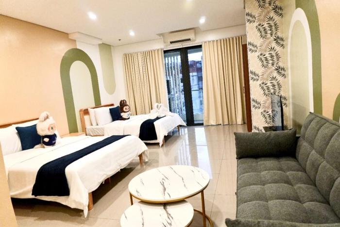 Sapphire Seaview Park Suites near Okada, Solaire, MOA, NAIA Airport, Bayview