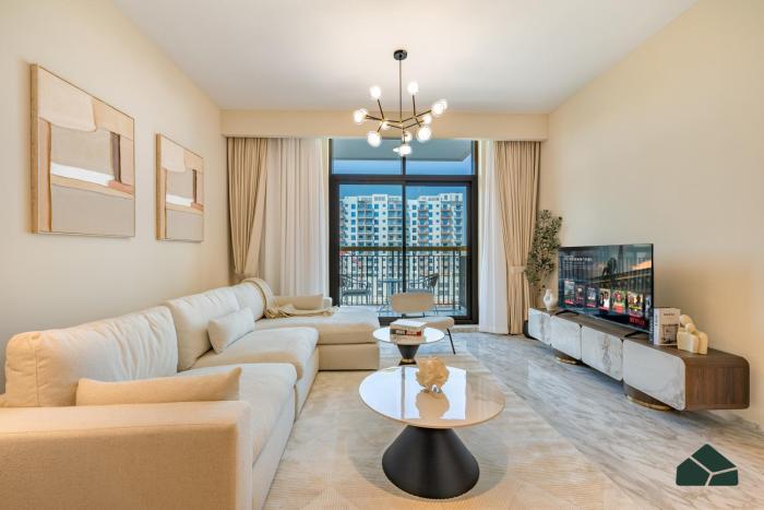 Chic 1BR, Next to Metro by BMS
