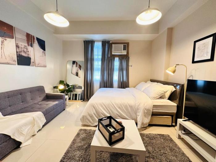 101 Newport Contemporary Studio near NAIA Terminal 3