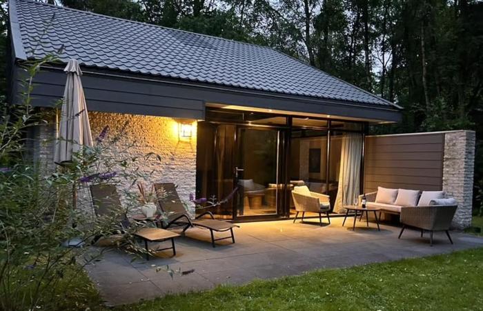 Bosvilla Berk met een Jacuzzi