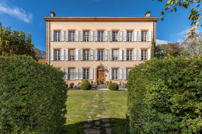 Château du pegulier location intégrale