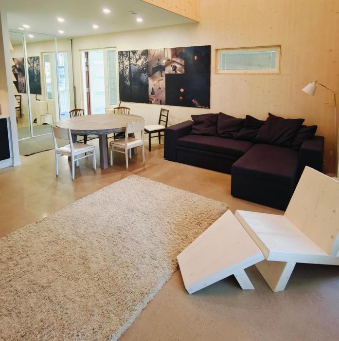 The other side of the CLT semi-detached house, with a separate SPA