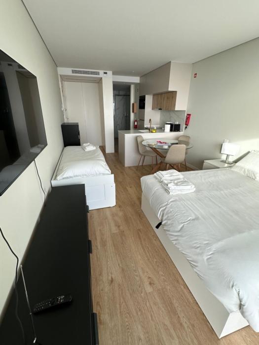 New Douro Tower 305 with shared pool