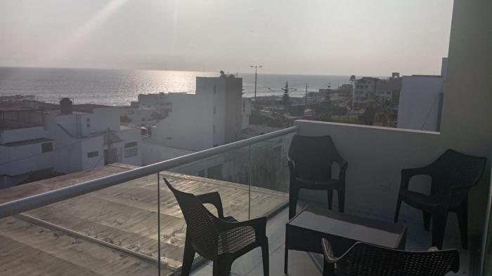 DEPARTAMENTO AMOBLADO POR TEMPORADA DE PLAYA En PUNTA HERMOSA