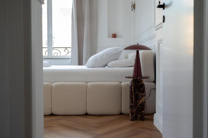 Suite Velours by Collection Aura - Maison les Arcades face à la gare de Charleville-Mézières