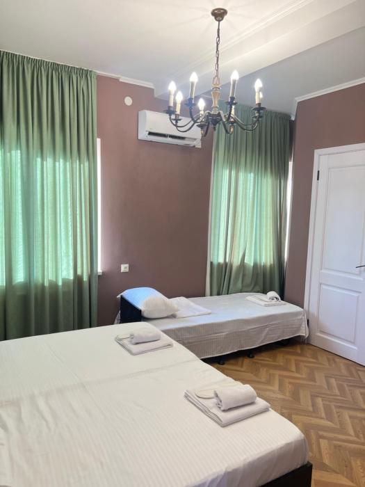 Hotel maisis ezo