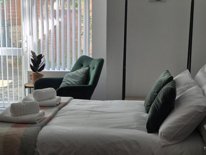 Central Garden Studio in Southsea - Close to shops & Seafront - Portsmouth - Contractors Welcome #6